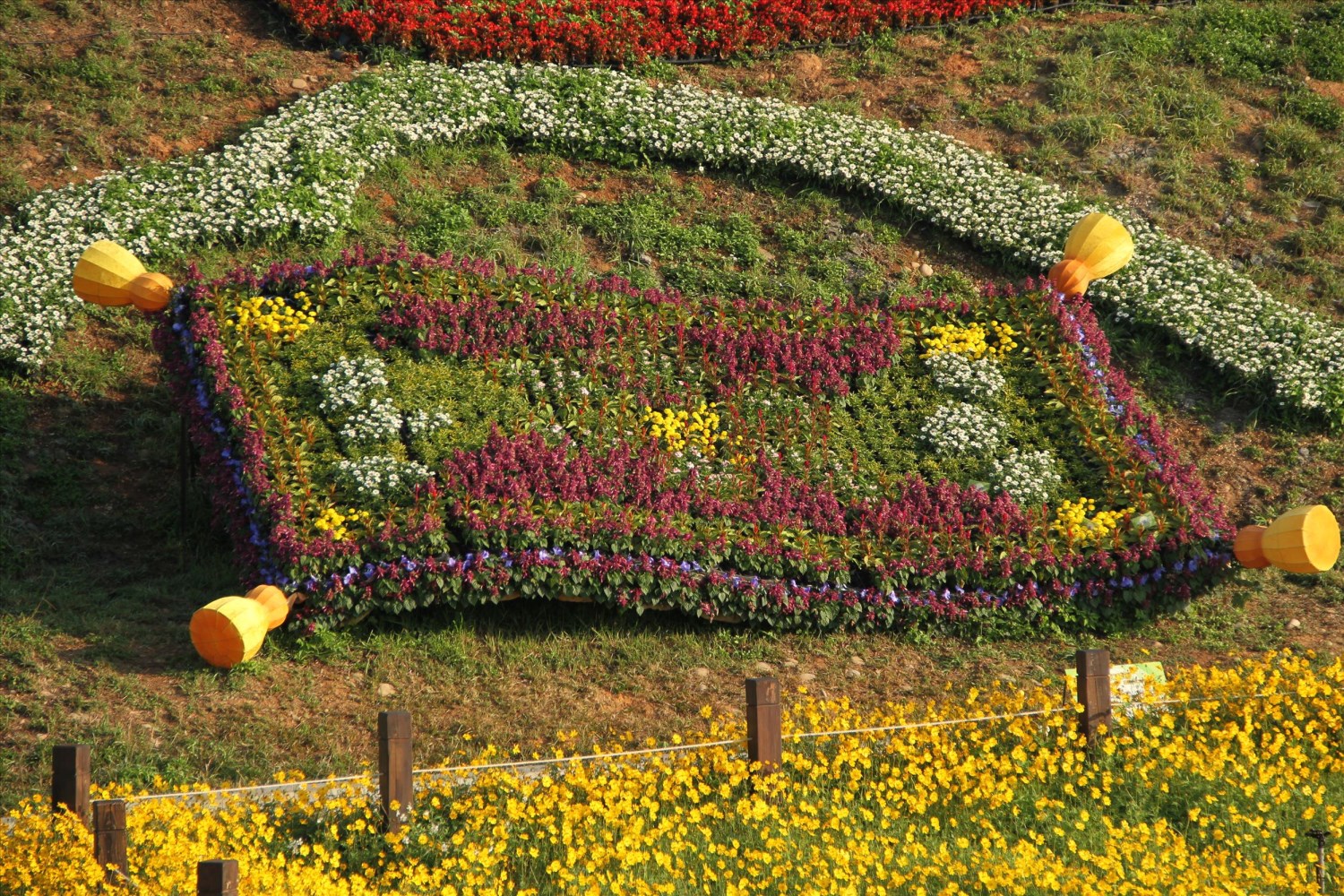 2016臺中國際花毯節「花現新樂園」