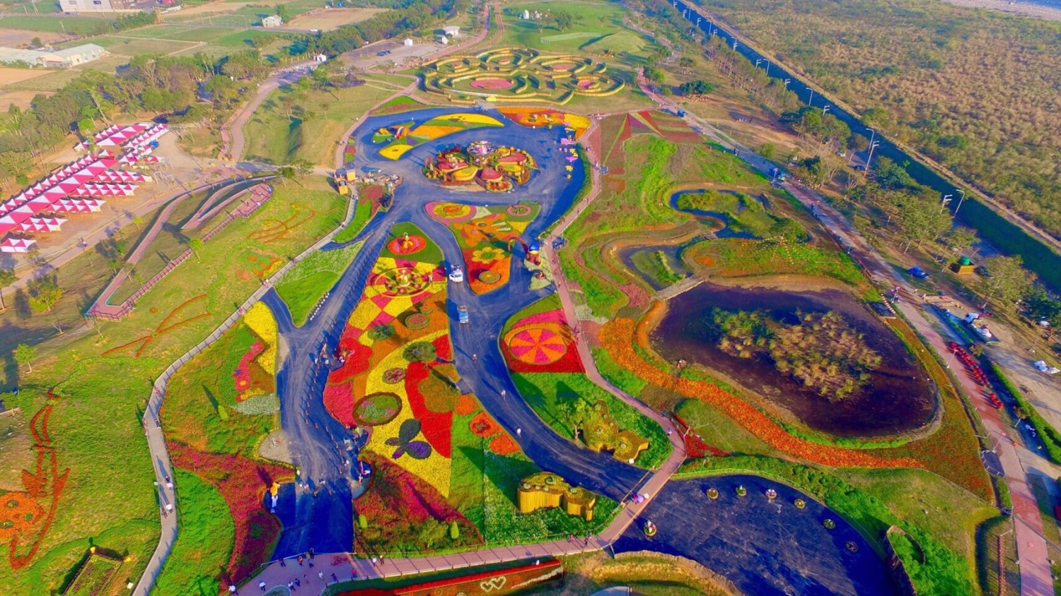 2016臺中國際花毯節「花現新樂園」